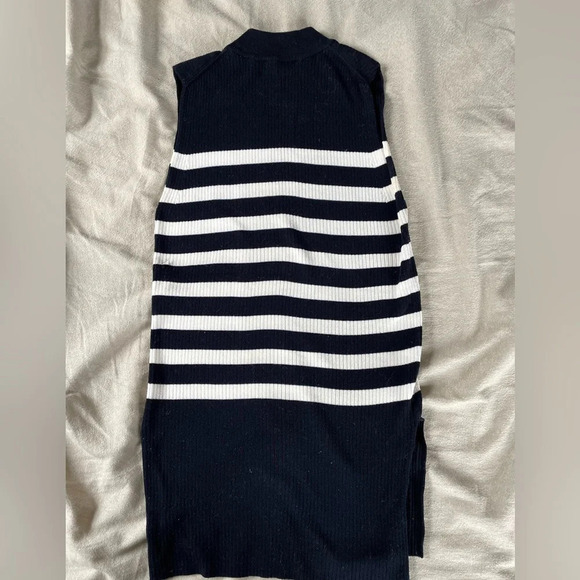 Everlane - The Breton Striped Sleeveless Turtleneck Ribbed Shirt Sweater Tank - Picture 4 of 8
